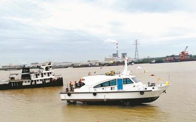 國內首制純電推進船下水與船員培訓新機遇